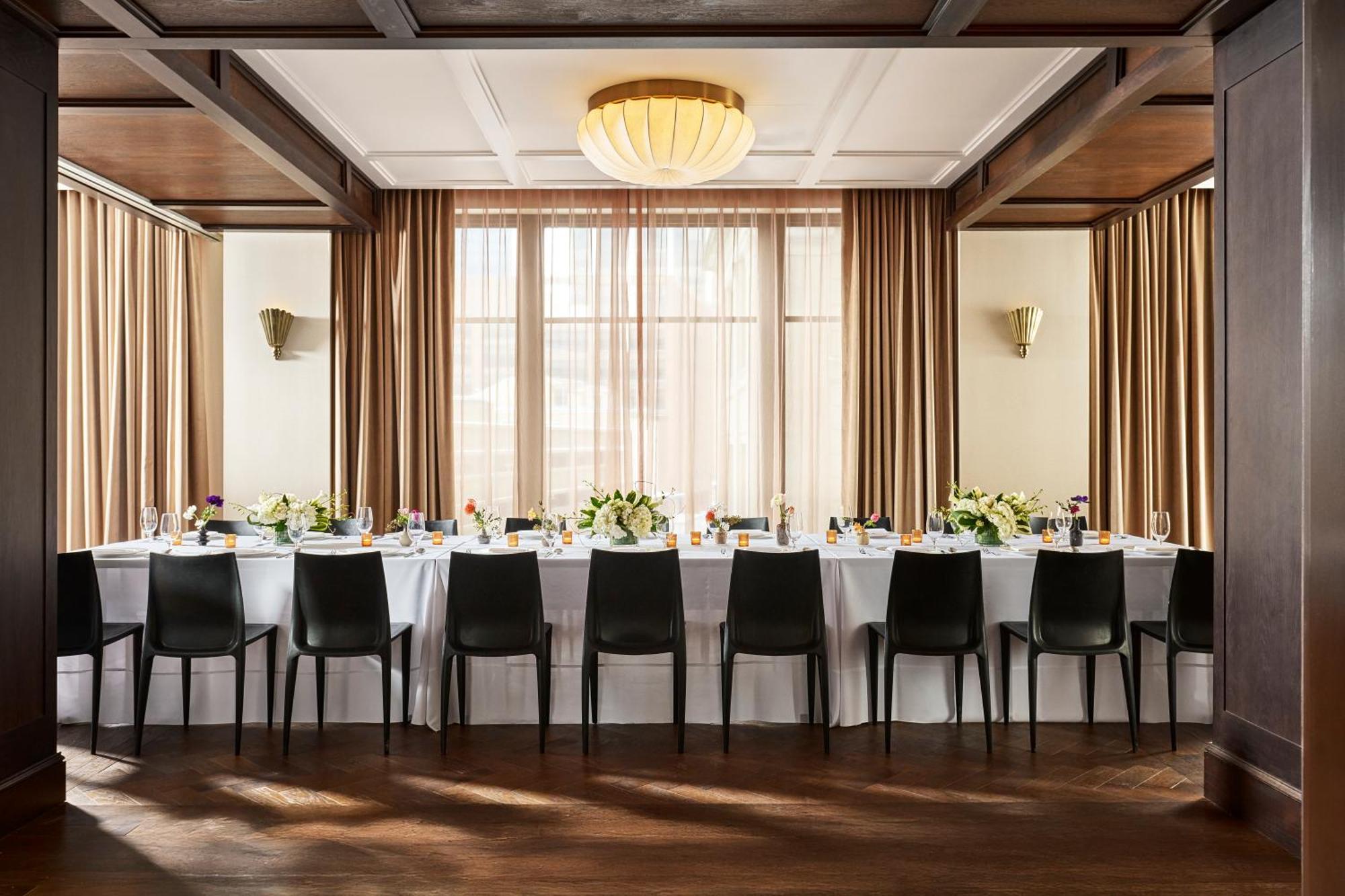 Fidelity Hotel Κλίβελαντ Εξωτερικό φωτογραφία
